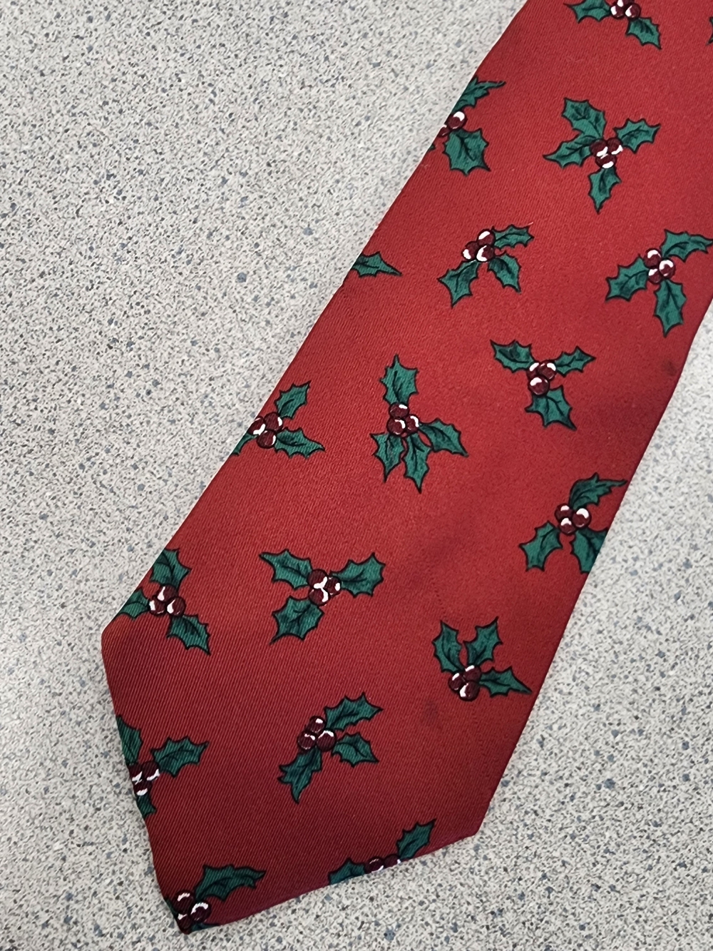 Surrey Christmas Holly Berry Silk Tie Red Green Holiday Vintage